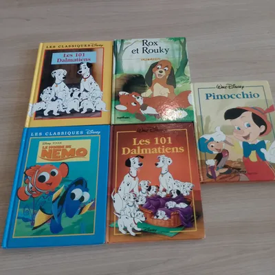 lot de 5 livres Disney (les classiques de Disney)(1)